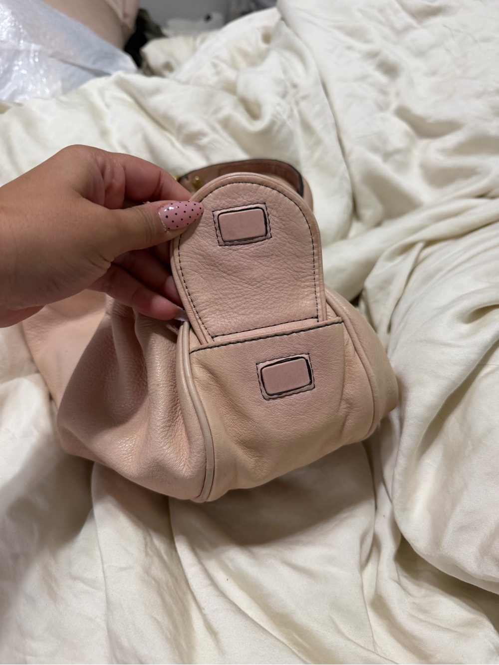 Juicy Couture Day Dreamer Soft Pink Leather Purse with Gold Chain Handles - Picture 8 of 11
